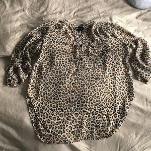 Leopard print blouse • Size M